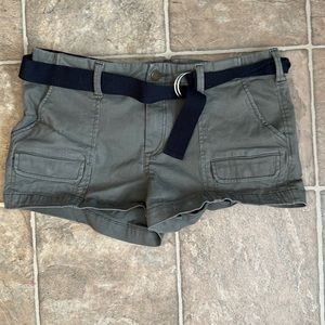 Green size 10 women shorts